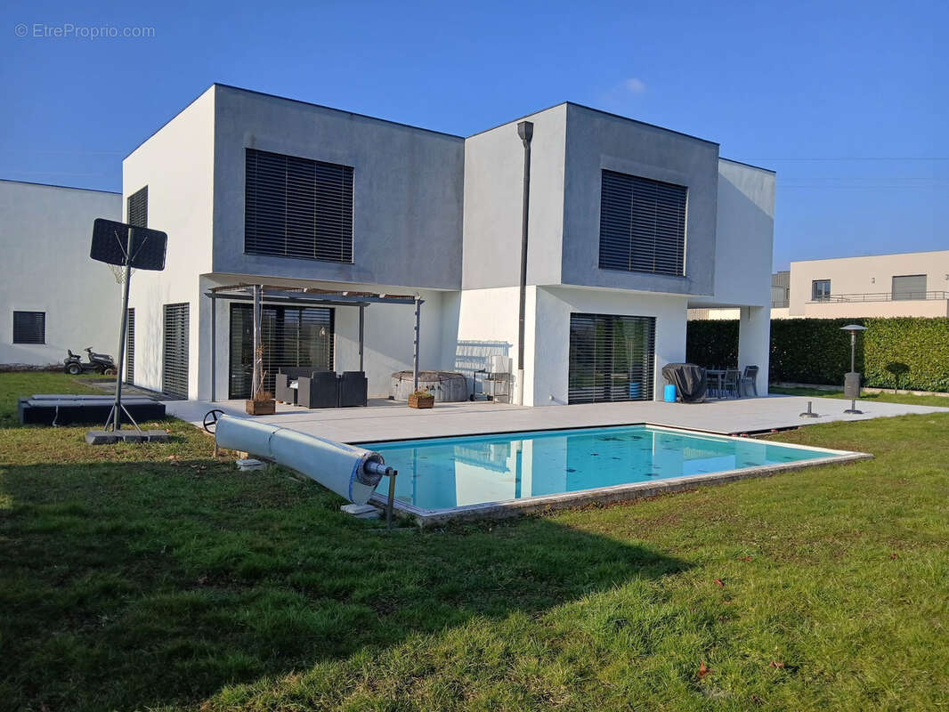 Commerce à WETTOLSHEIM