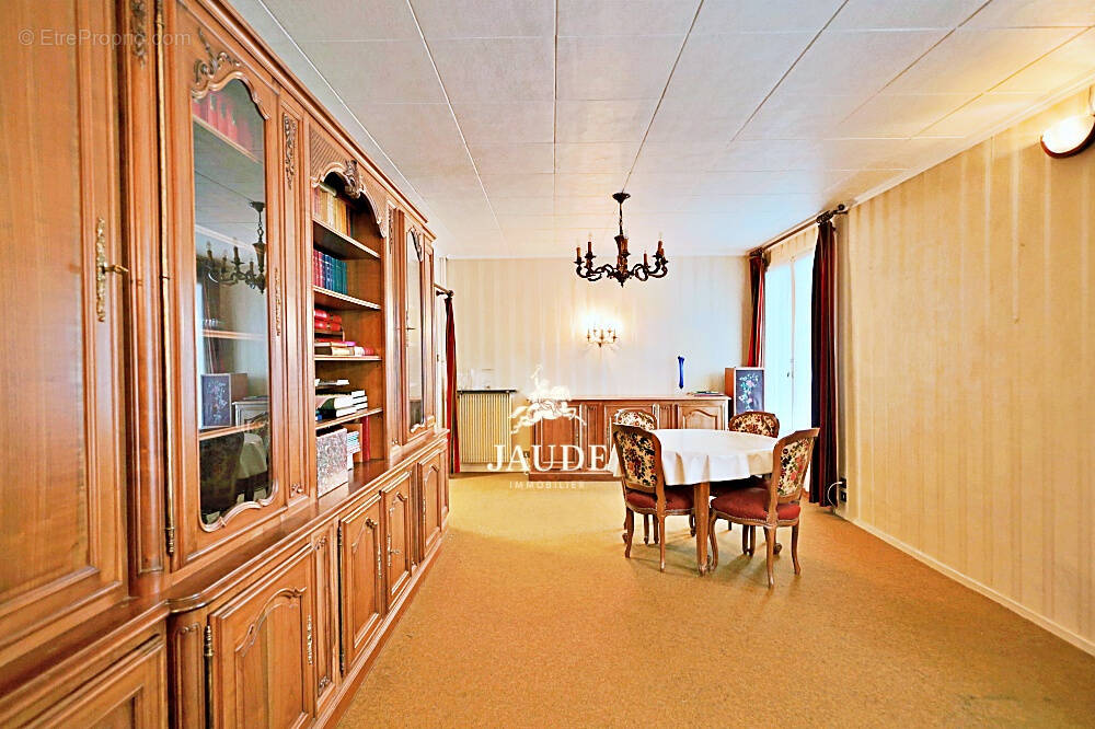 Appartement à CHAMALIERES