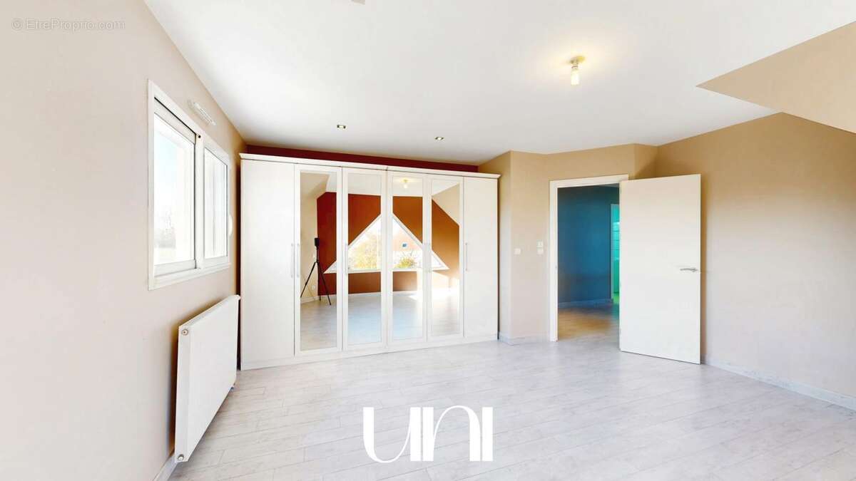 Maison à OUISTREHAM