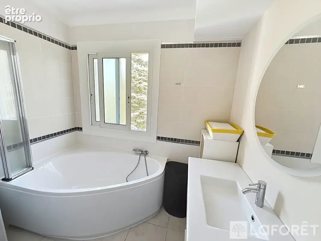 Dernier étage Menton 3 pièces 73m2 - VUE MER - CAVE - photo 13