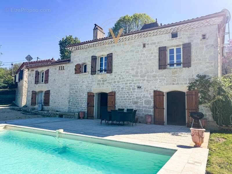 Maison à MONTAYRAL