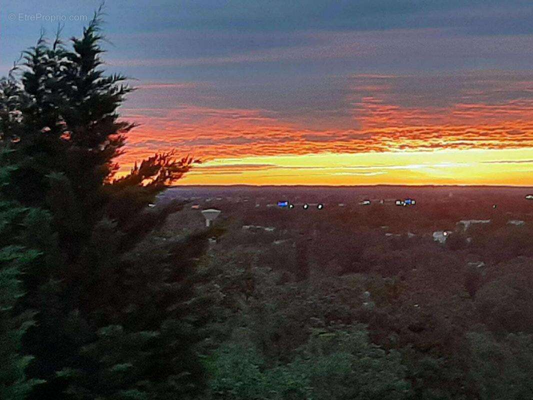 Maison à LACROIX-FALGARDE