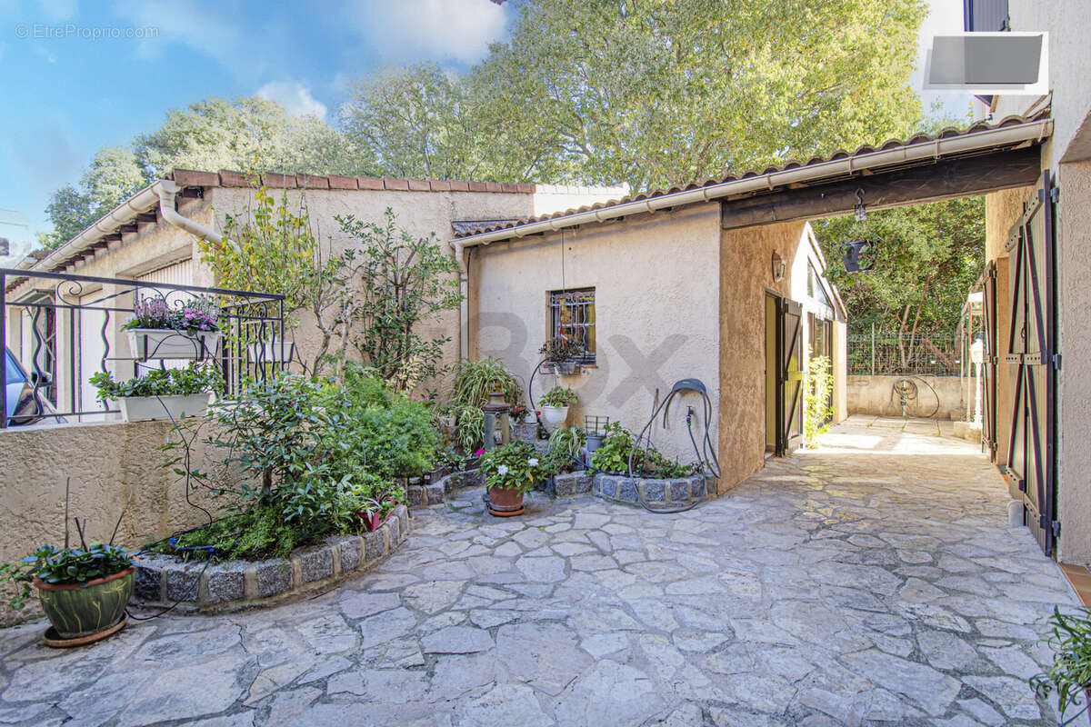 Appartement à OLLIOULES