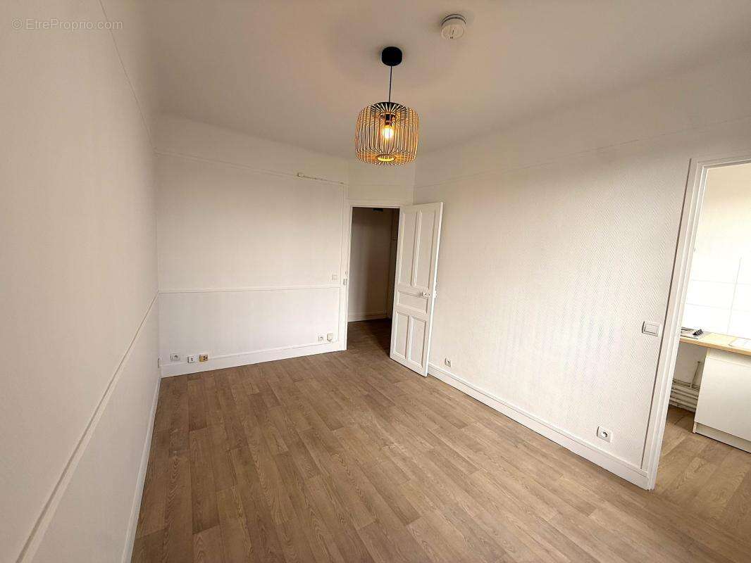 Appartement à SAINT-MAUR-DES-FOSSES