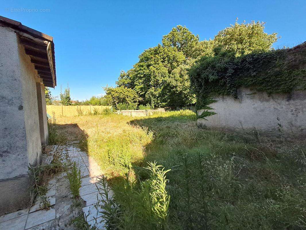 Maison à MOURS-SAINT-EUSEBE