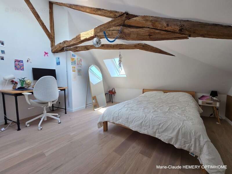 Saint-Malo – Saint-Servan Élégant duplex de caractère – 69 m² habitables (92 m² au sol) - photo 13