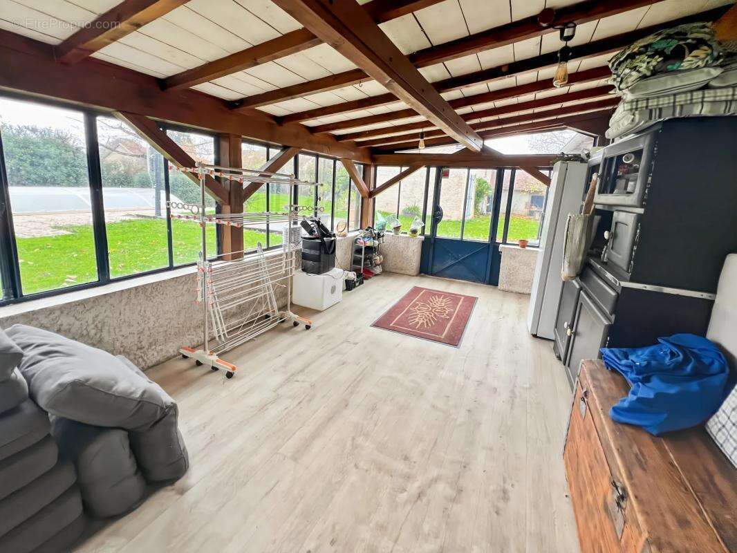 Maison à SAINT-PRIEST-BRAMEFANT