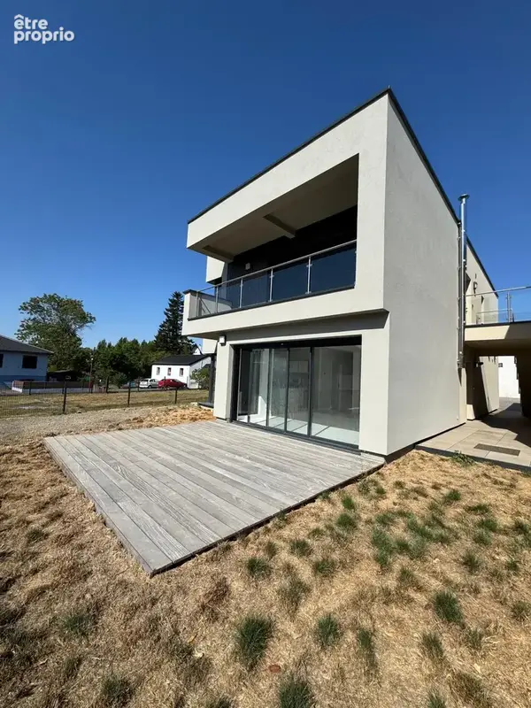 Appartement neuf en rez-de-chaussée avec terrasse de 20 m2 et jardin privatif de 130 m2 + garage + parking. - photo 2