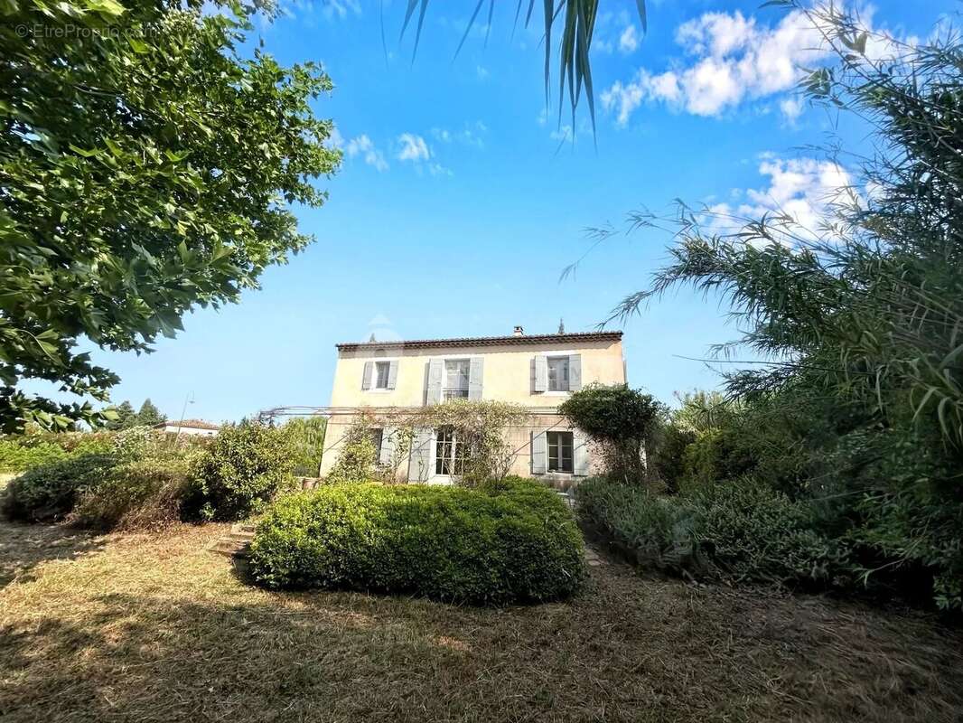 Maison d'architecte Élégance et Confort T4 Maussane Les Alpilles - photo 17
