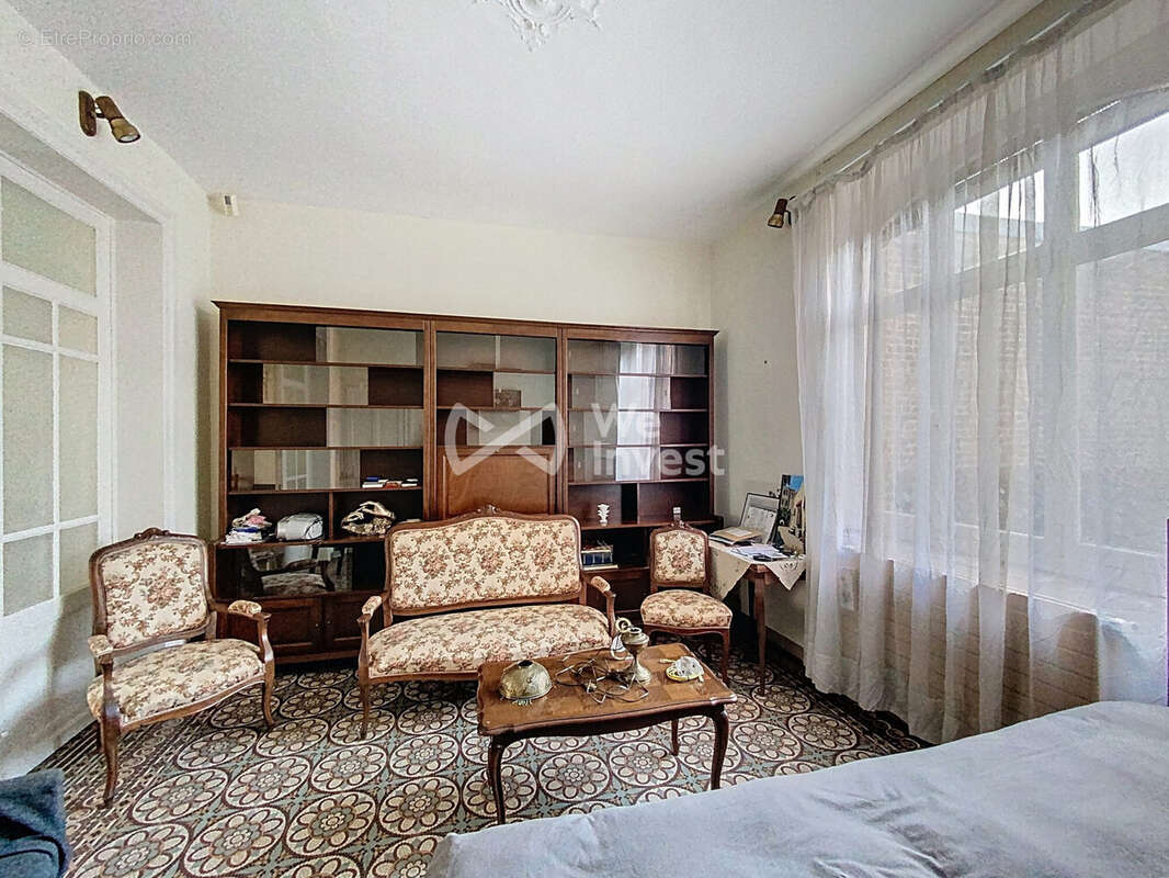 Maison à AULNOYE-AYMERIES