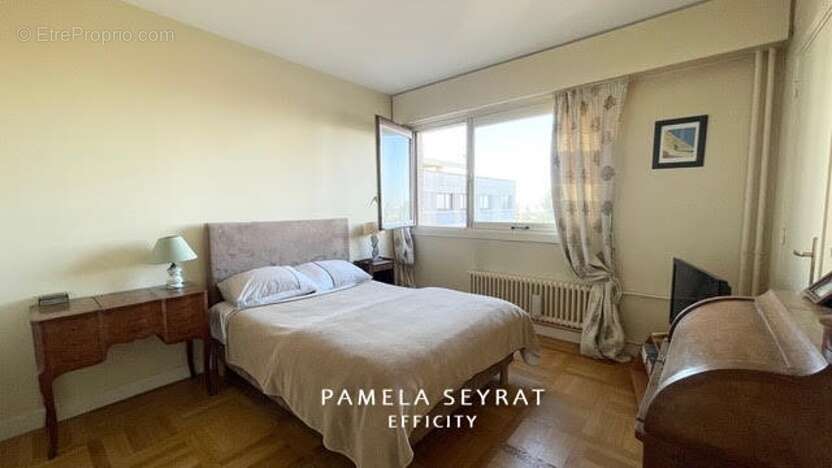 Appartement à GARCHES