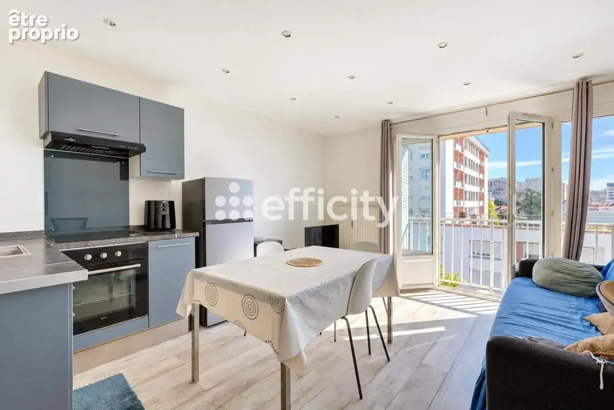 Appartement à VILLEURBANNE