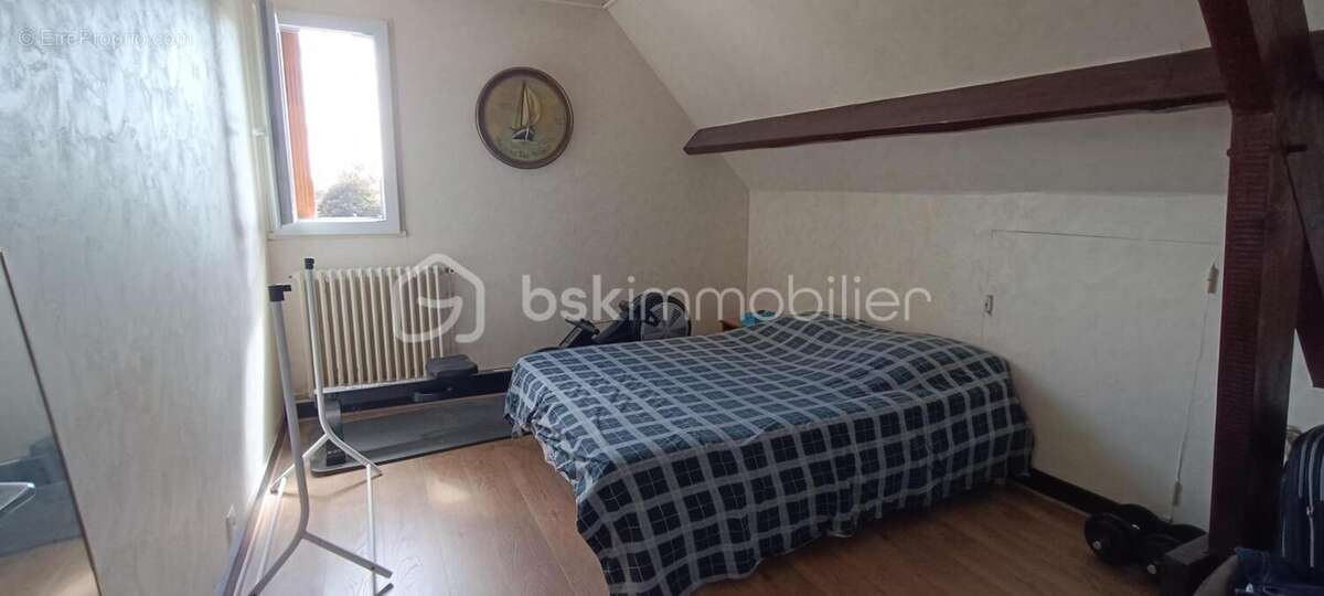 Maison à LE CHATELET-EN-BRIE