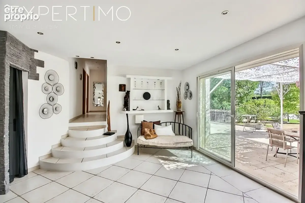 Fuveau villa contemporaine type  un havre de paix au cœur de la nature - photo 8