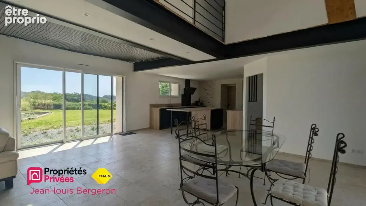 A vendre Longère avec architecture remarquable .7 pièces ,4 chambres, Vallée de Cousse 37210 - photo 8
