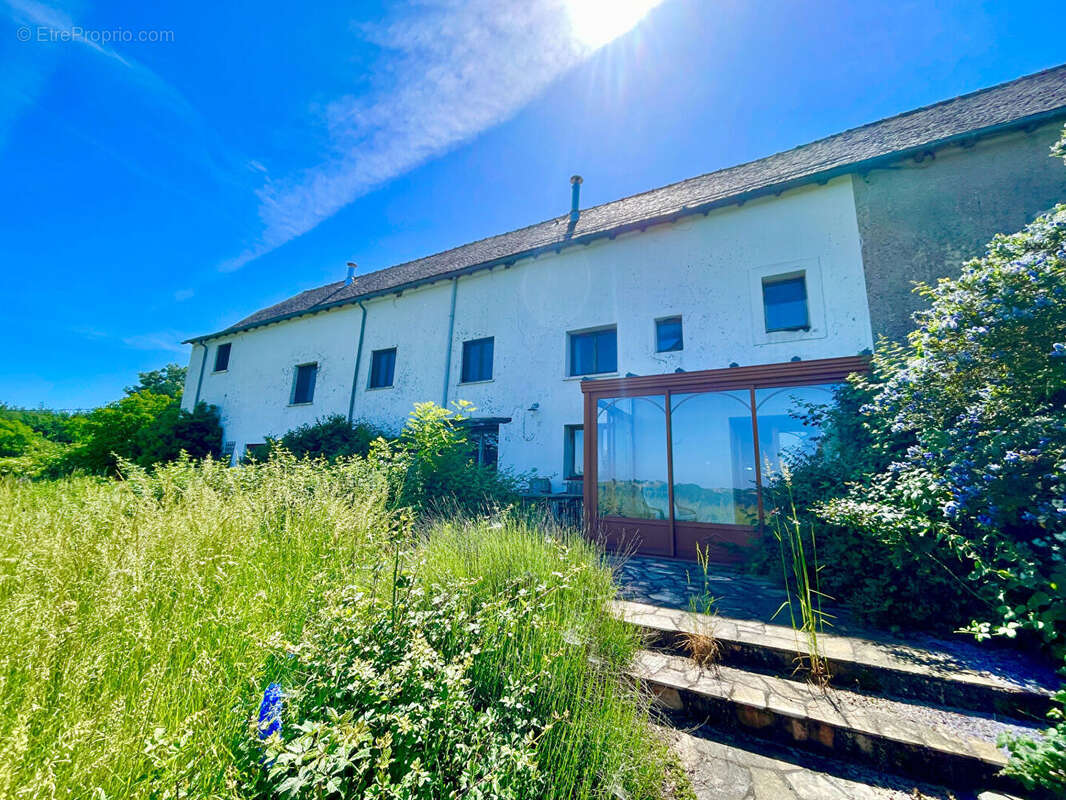 Maison à RIEUPEYROUX