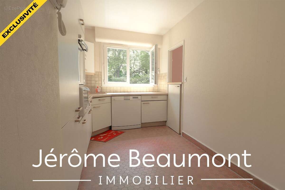 Appartement à EZANVILLE