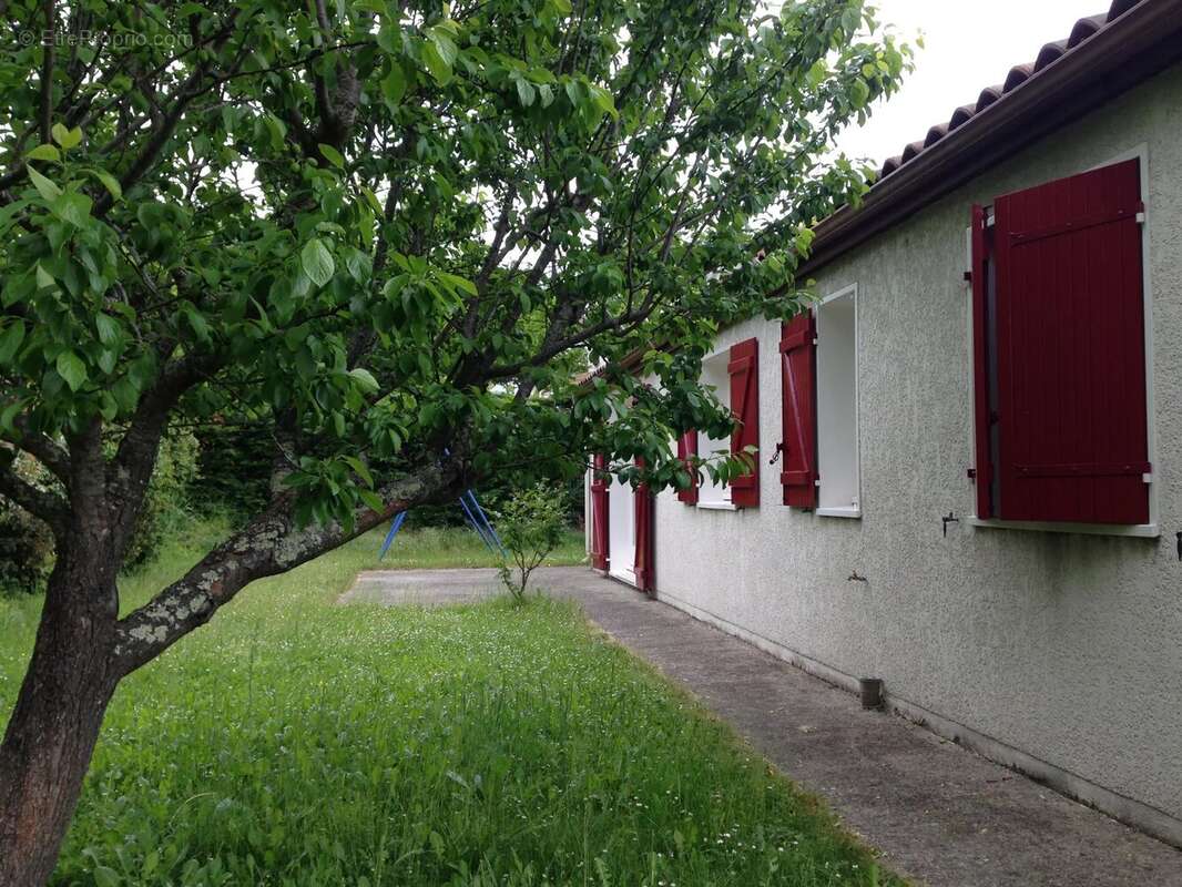 Maison à SAINT-JEAN