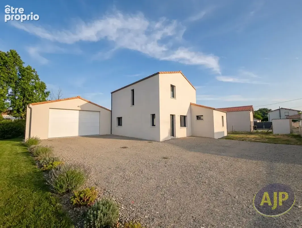 Maison La Boissiere De Montaigu 6 pièce(s) 130 m2 - photo 18