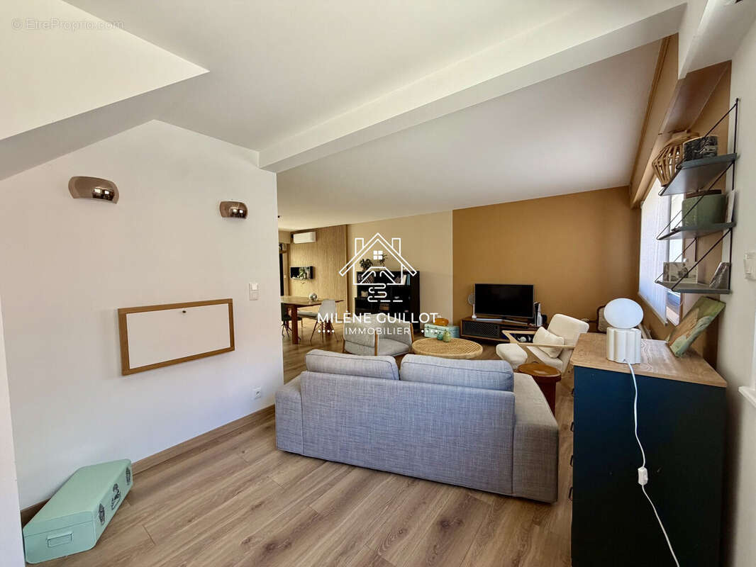 Maison 125 m² à Quesnoy-Sur-Deule  - photo 2
