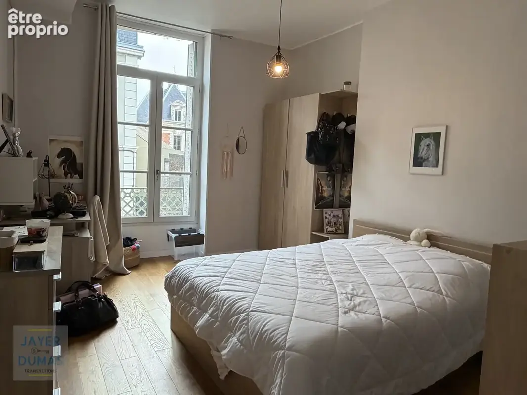 CHALON-SUR-SAONE - CENTRE VILLE - Bel Appartement Ancien de 136 m2 - - photo 5
