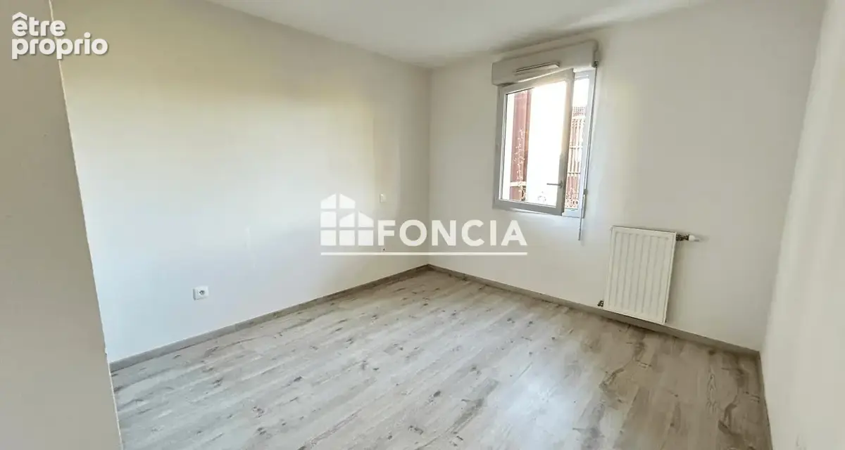 Joli t2 avec terrasse / parking et piscine - photo 3