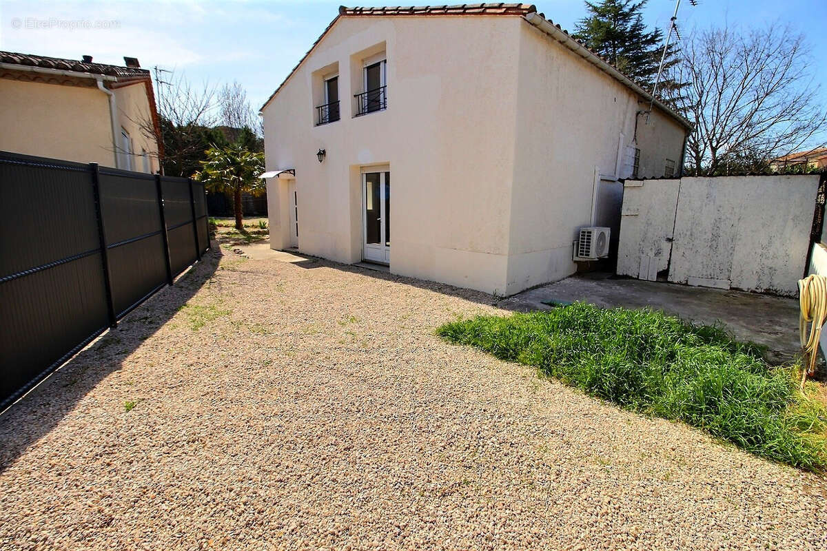 Maison à SAINT-MARTIN-DE-LONDRES