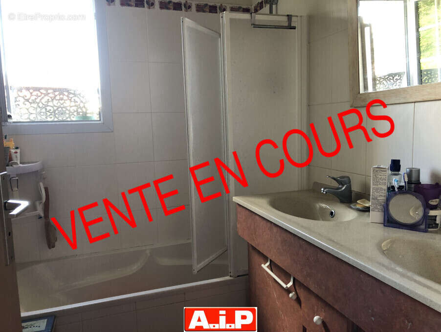 Maison à SAINT-MESMIN