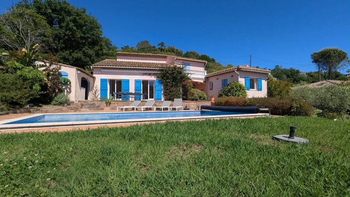 Maison à LES ADRETS-DE-L'ESTEREL