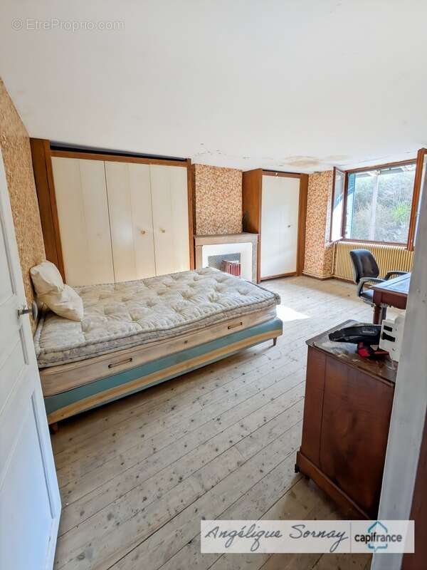 Maison à SAINT-JULIEN