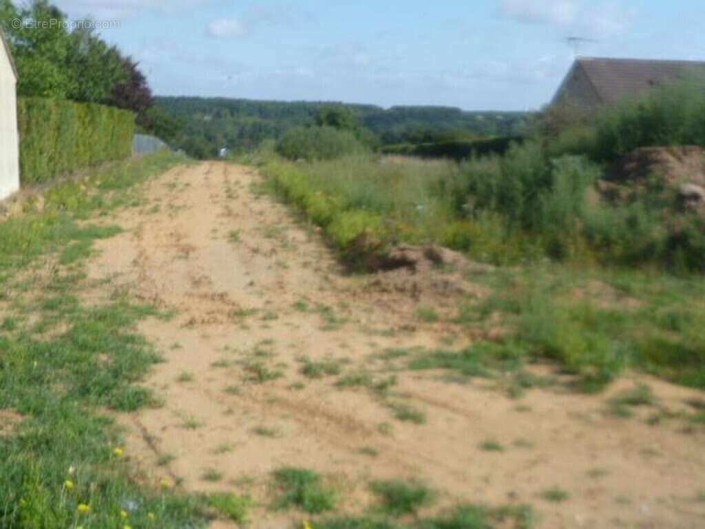 Terrain à LE BOULLAY-MIVOYE