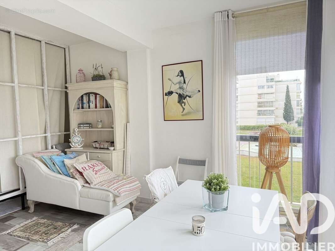 Photo 5 - Appartement à MANDELIEU-LA-NAPOULE