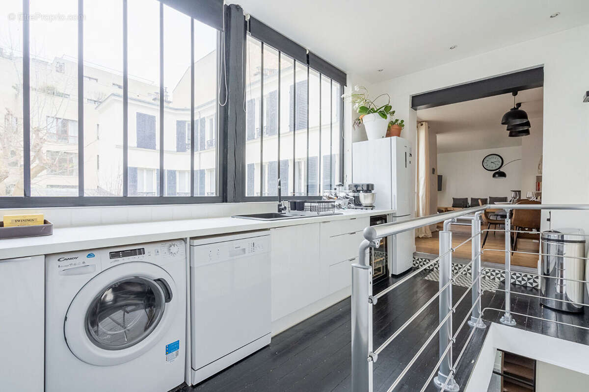 Appartement à LEVALLOIS-PERRET