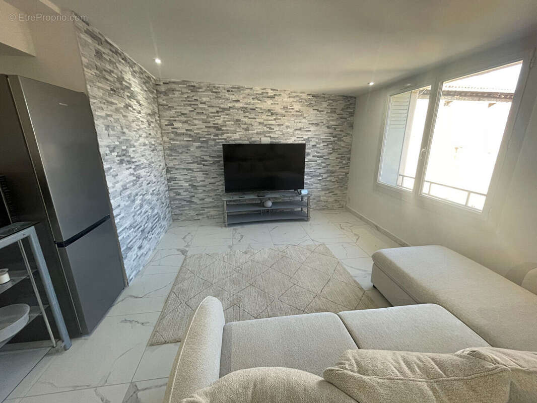 Maison à CAUMONT-SUR-DURANCE