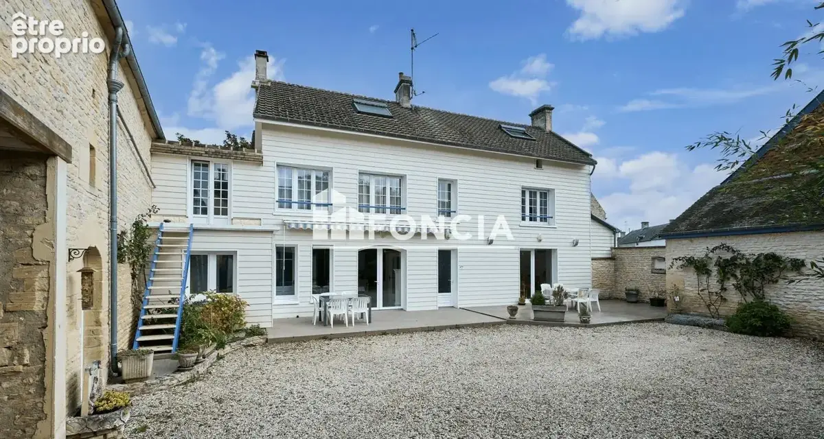 Photo Maison à Banville au prix de 350 000€