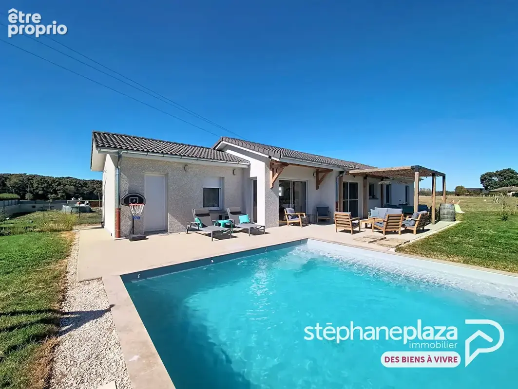 Photo Maison à Jasseron au prix de 365 000€