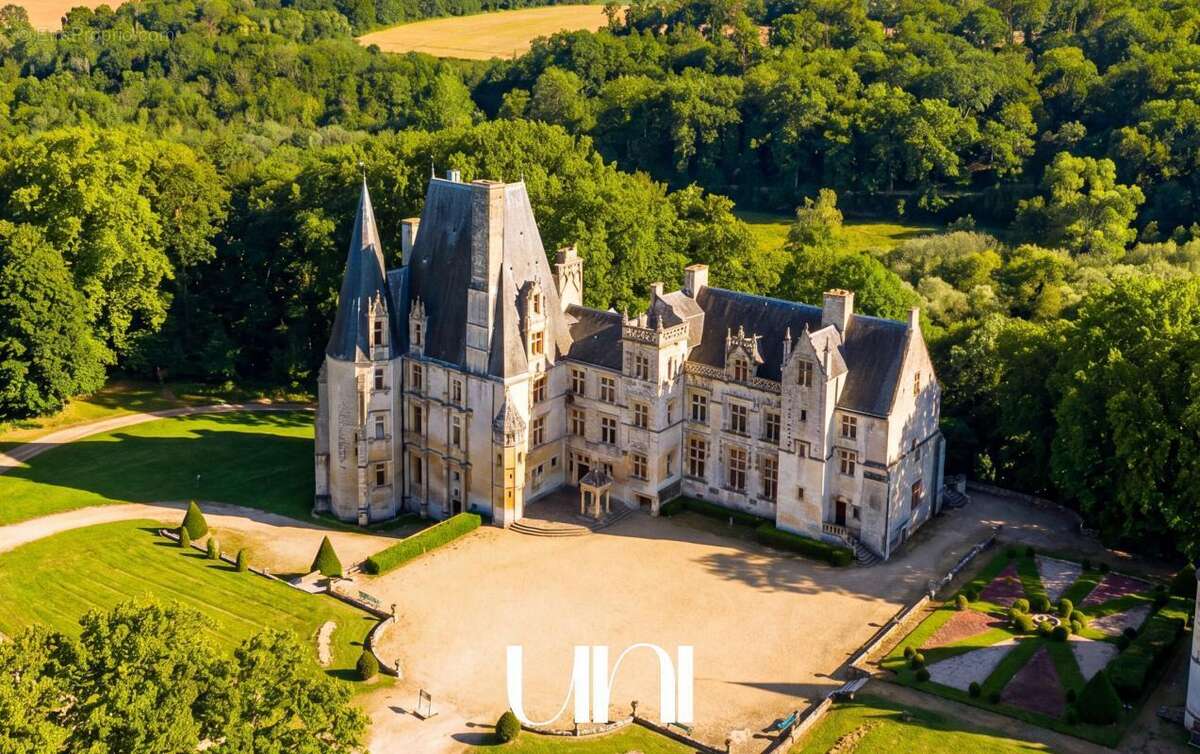 Maison à FONTAINE-HENRY