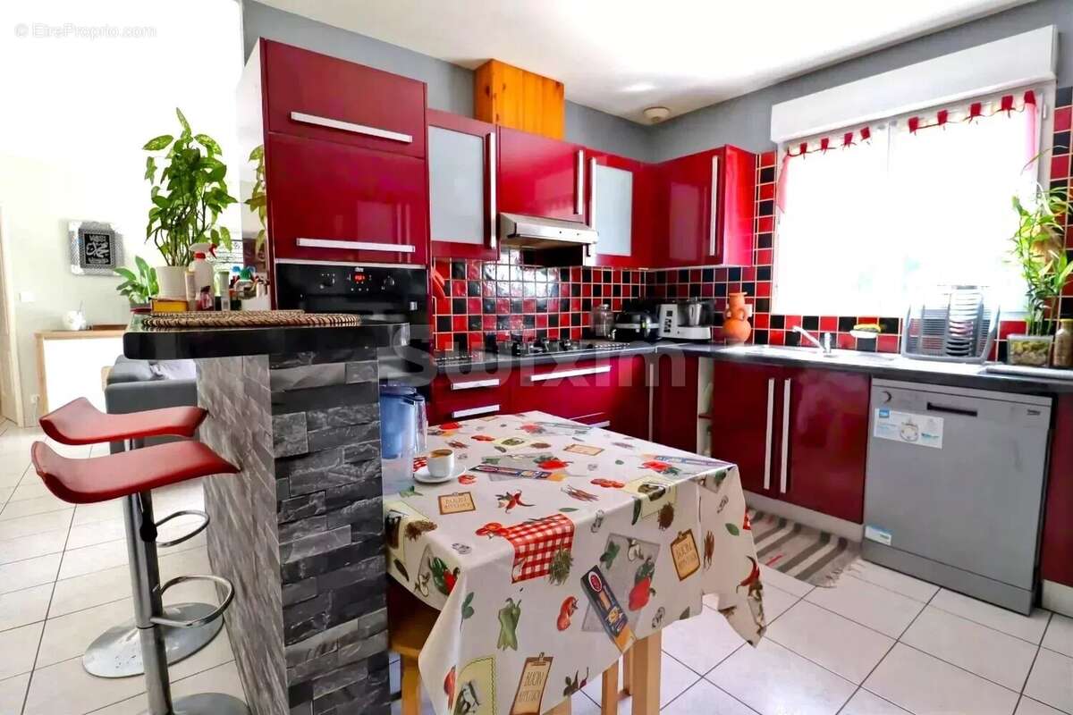 Maison à SAINT-MARCEL