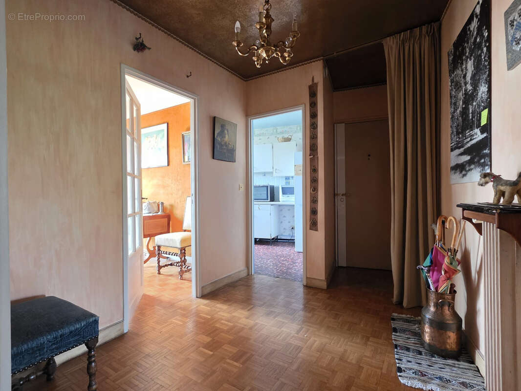 Appartement Lycée International, 4 pièces, 90 m2, dernier étage avec extérieur - photo 9