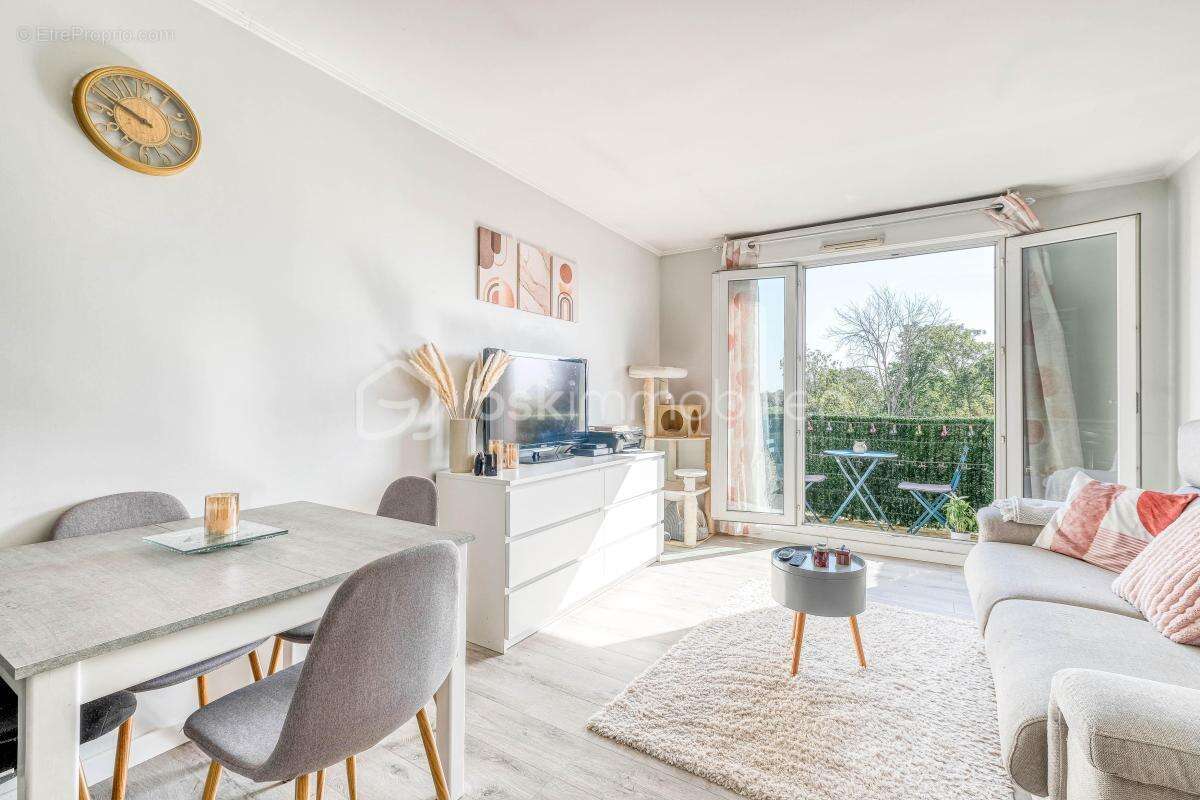 EXCLUSIVITÉ – Appartement lumineux avec balcon et parking à Claye-Souilly  - photo 2