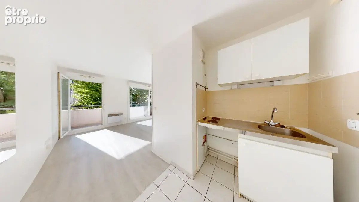 Eglise de pantin  studio avec grand balcon sur jardin (6m²) parking  calme & lumineux  avl immobilier - 01.48.44.45.40  - photo 8