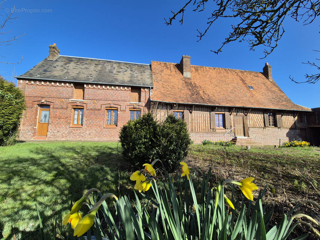 Maison à NEUFCHATEL-EN-BRAY