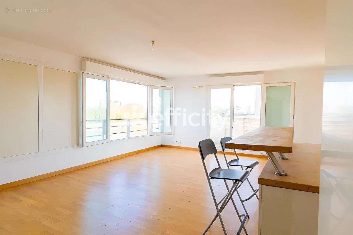 Appartement à VITRY-SUR-SEINE