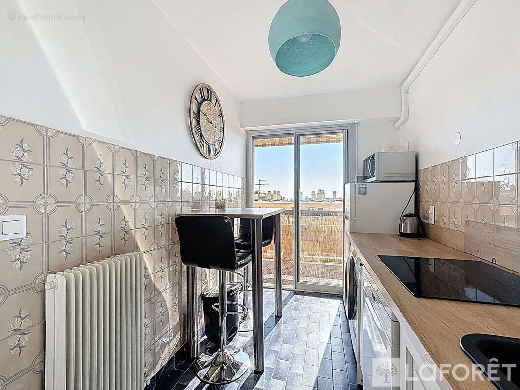 Appartement à ROQUEBRUNE-CAP-MARTIN