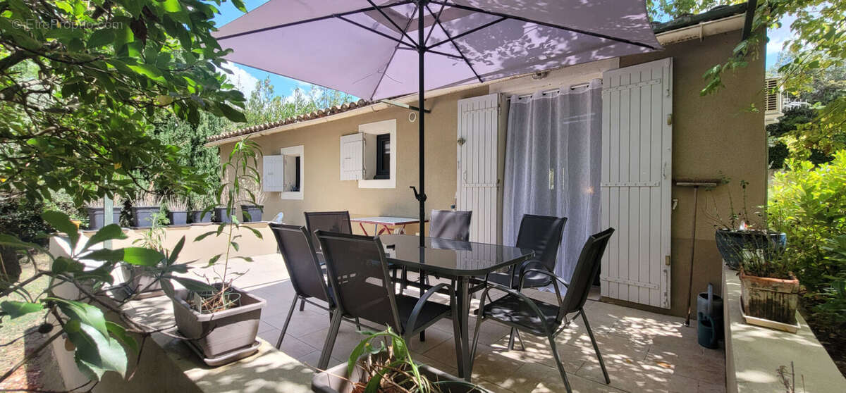 Maison à VAISON-LA-ROMAINE