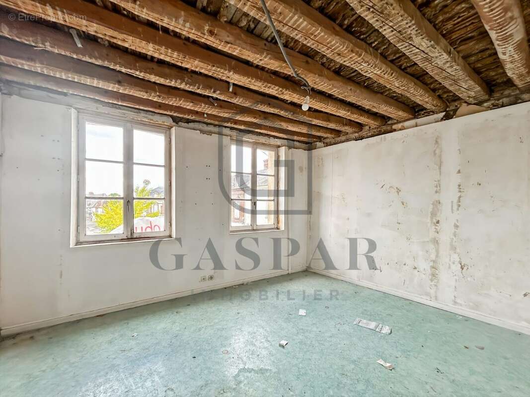 Maison à CONCHES-EN-OUCHE