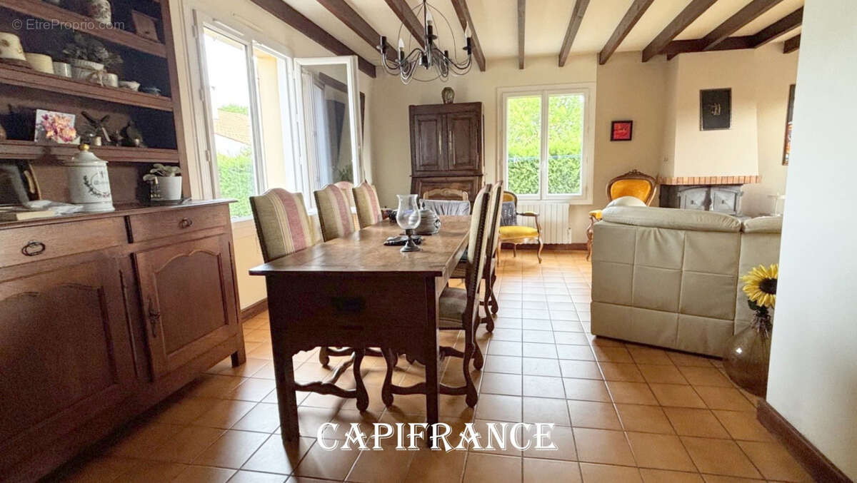 Maison à vendre 4 pièces PORT D'ENVAUX (17) - photo 4