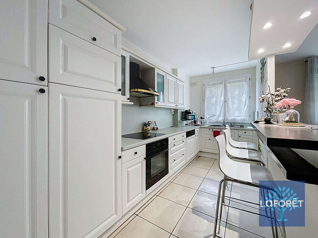 Appartement à ATHIS-MONS