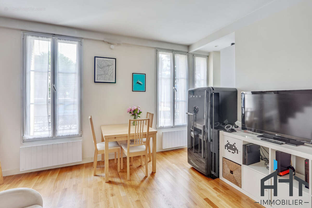 Appartement à PARIS-12E