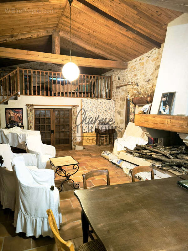 Maison à UZES